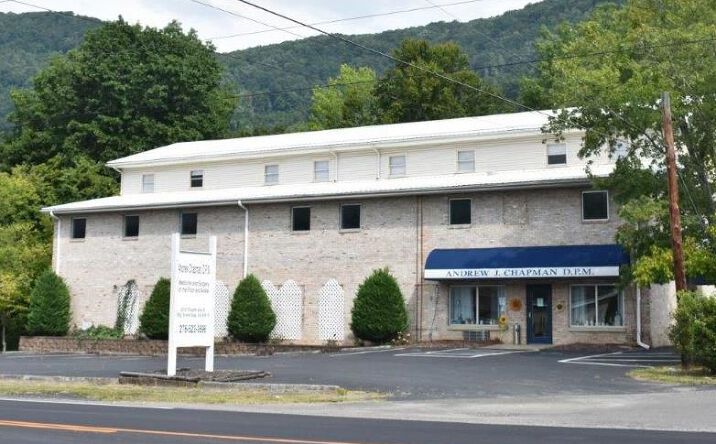 Pictures of Mixed Use, Office, Retail property located at 2537 4th Ave E, Big Stone Gap, VA 24219 for sales - image #1