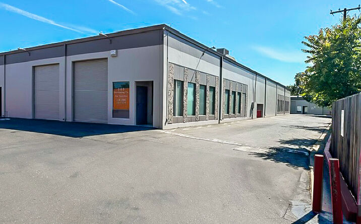 Pictures of Industrial property located at 5710 Auburn Blvd, Sacramento, CA 95841 for sales - image #1