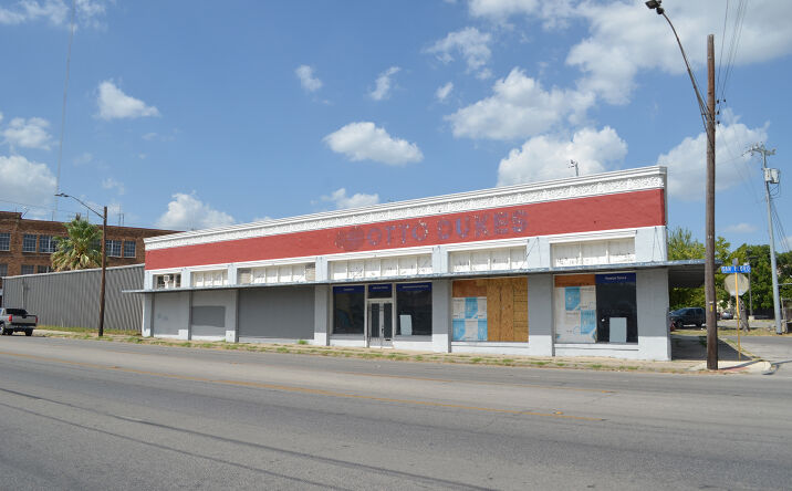 Pictures of Land, Retail property located at 600 San Pedro Ave, San Antonio, TX 78212 for sales - image #1
