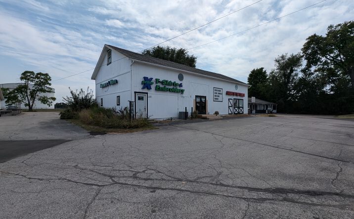 Pictures of Retail property located at 12650 Adams Rd, Granger, IN 46530 for sales - image #1