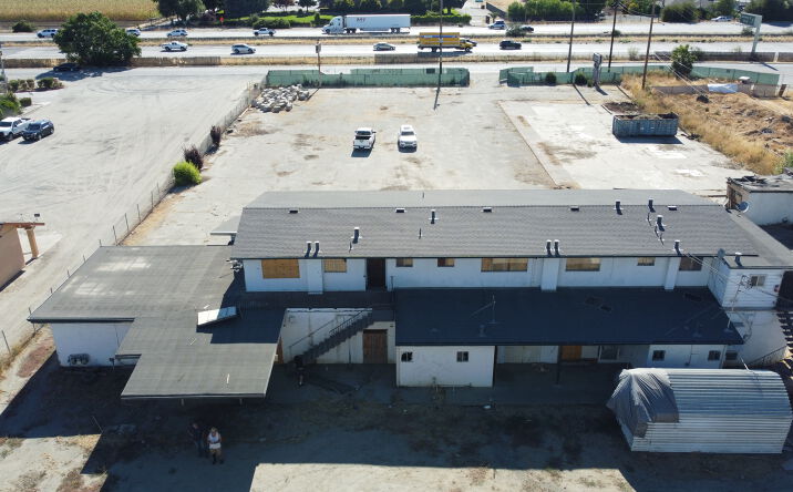 Pictures of Industrial property located at 5680 Monterey St, Gilroy, CA 95020 for sales - image #1