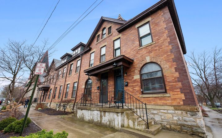 Pictures of Multifamily property located at 309 W 4th Avenue, Columbus, OH 43215 for sales - image #1