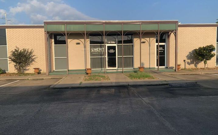Pictures of Office, Mixed Use property located at 3160 Fannin St, Beaumont, TX 77701 for sales - image #1