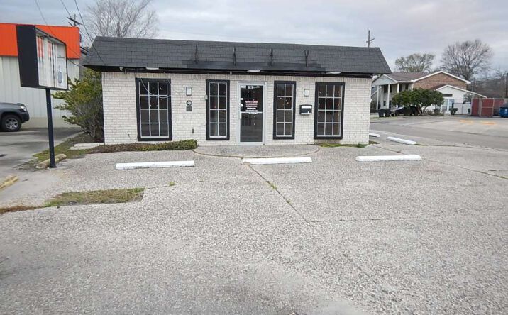 Pictures of Retail, Office property located at 3604 Nederland Ave, Nederland, TX 77627 for sales - image #1