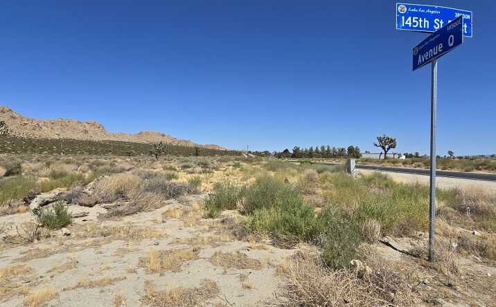Pictures of Land property located at COR AVE Q 145 STE, Palmdale, CA 93591, Palmdale, CA 93550 for sales - image #1
