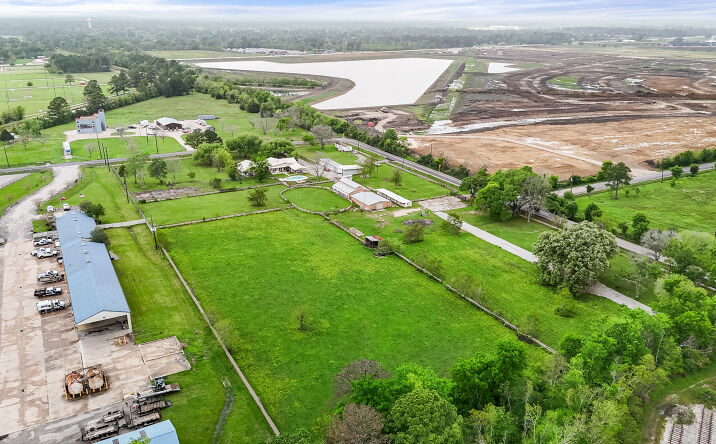 Pictures of Mixed Use, Mobile Home Park, Multifamily property located at 6830 Miller Wilson Rd, Crosby, TX 77532 for sales - image #1