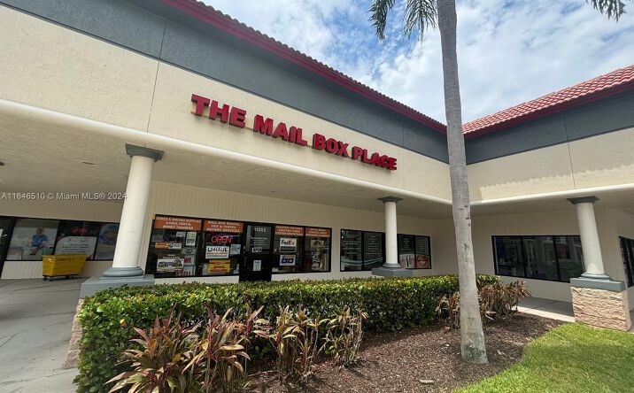 Pictures of Business for Sale, Retail property located at 11352, Davie, FL 33325 for sales - image #1