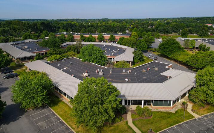 Pictures of Office property located at 85 S Commerce Way, Bethlehem, PA 18017 for sales - image #1