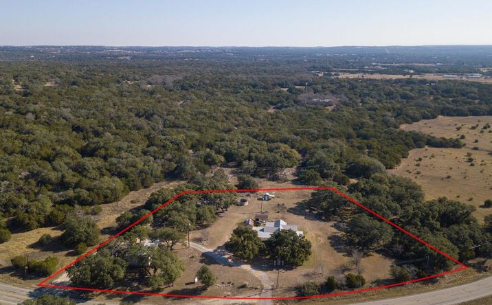 Pictures of Office property located at 22100 Ranch to Market Rd 150, Driftwood, TX 78619 for sales - image #1