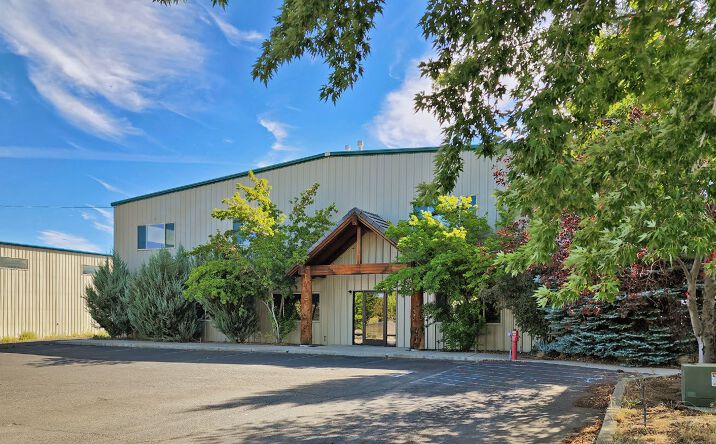Pictures of Industrial property located at 63360 Powell Butte Rd, Bend, OR 97701 for sales - image #1