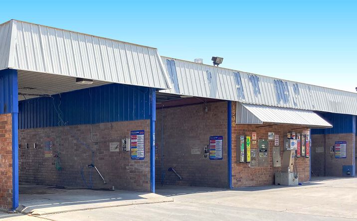 Pictures of Retail, Business for Sale property located at 1530 Kingston St, Aurora, CO 80010 for comps - image #1