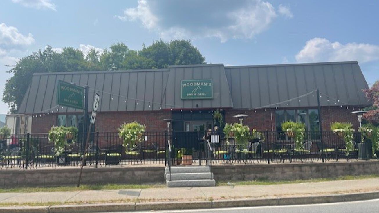 31 Main St, Orono, ME 04473