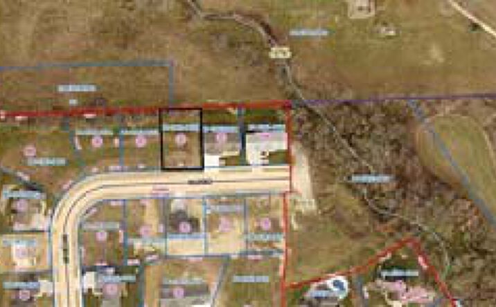 Pictures of Land property located at 636 36TH Avenue North, Clinton, IA 52732 for sales - image #1
