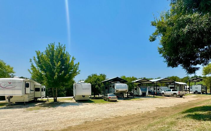 Pictures of Multifamily property located at 1321 Fm 56N, Glen Rose, TX 76043 for sales - image #1