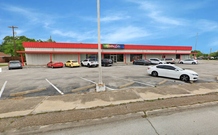 Pictures of Industrial property located at 1101 Main St., Garland, TX 75040 for sales - image #1