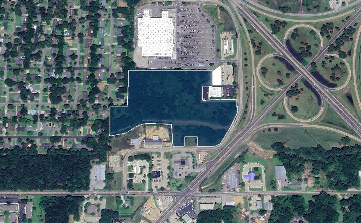 Pictures of Land property located at 2909 Roosevelt St, Hattiesburg, MS 39402 for sales - image #1