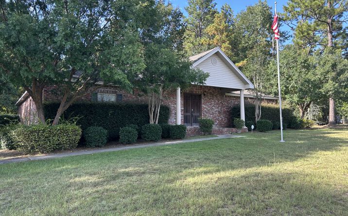 Pictures of Office property located at 7379 US-98, Hattiesburg, MS 39402 for sales - image #1