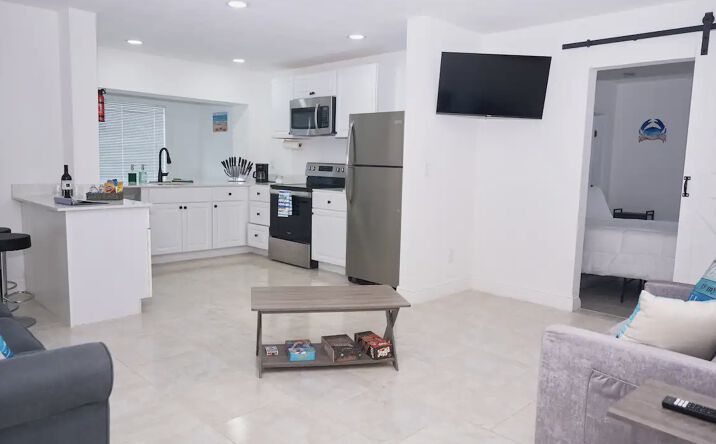 Pictures of Multifamily property located at 2215 N Atlantic Ave, Daytona Beach, FL 32118 for sales - image #1