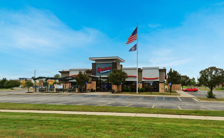 Pictures of Retail property located at 15133 Hall Rd, Shelby Township, MI 48315 for sales - image #1