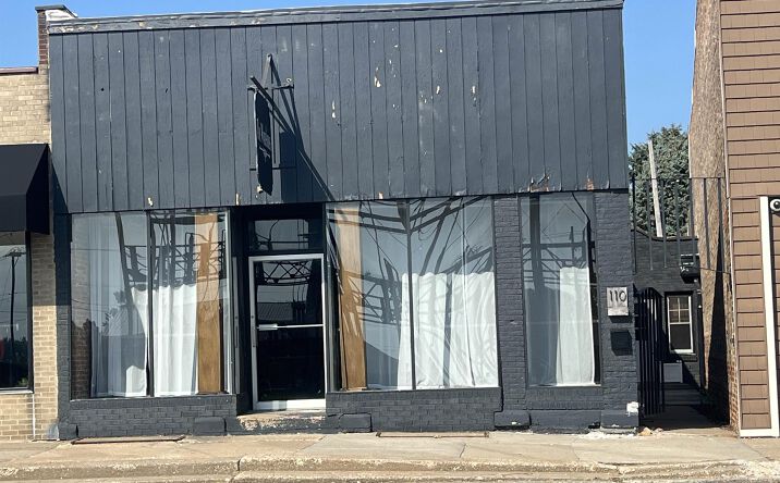 Pictures of Special Purpose property located at 110 N 2nd Street, Clinton, IA 52732 for sales - image #1
