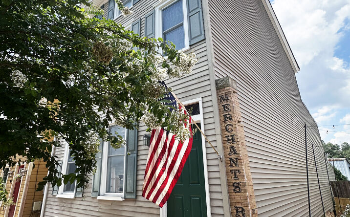 Pictures of Multifamily property located at 44 Clinton St, Delaware City, DE 19706 for sales - image #1
