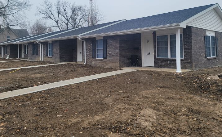 Pictures of Multifamily property located at 114 N Locust St, Sweet Springs, MO 65351 for sales - image #1