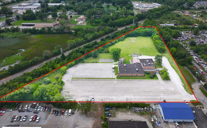 Pictures of Office, Retail, Special Purpose property located at 2882 N Dinneen St, Decatur, IL 62526 for sales - image #1