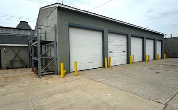 Pictures of Office property located at 1415 Wordsworth St, Ferndale, MI 48220 for sales - image #1