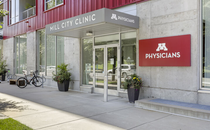 Pictures of Office, Retail property located at 901 S 2nd St, Minneapolis, MN 55415 for sales - image #1