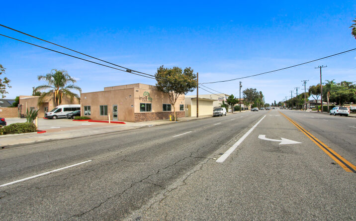 Pictures of Office, Retail, Special Purpose property located at 10329 Artesia Blvd, Bellflower, CA 90706 for sales - image #1