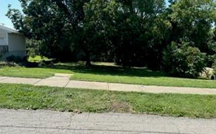 Pictures of Land property located at 4124 S Minnie Street, Kansas City, KS 66103 for sales - image #1