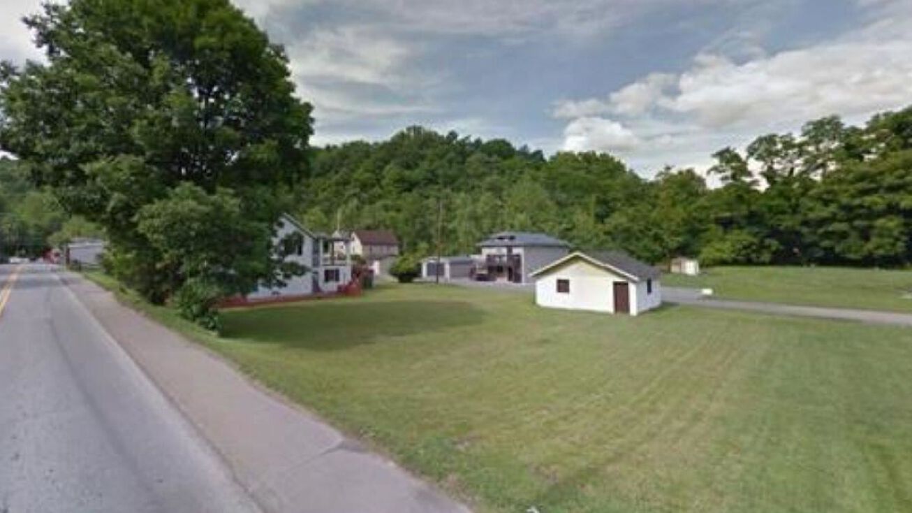 301,307 and 317 E Brockway Avenue, WV 26505