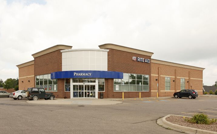 Pictures of Retail property located at 8360 S Saginaw St, Grand Blanc, MI 48439 for sales - image #1