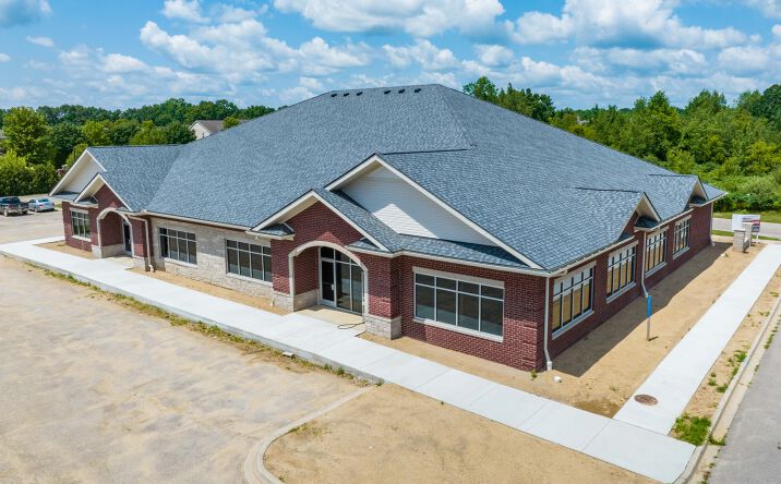 Pictures of Office property located at 6001 Cheshire Park, Independence Township, MI 48346 for sales - image #1