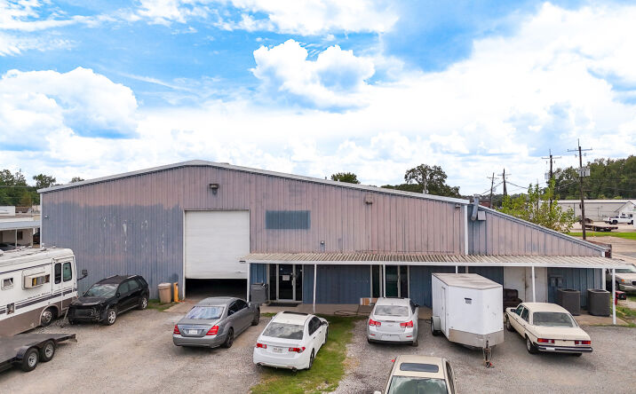 Pictures of Industrial property located at 405 Wall St, Lafayette, LA 70506 for sales - image #1