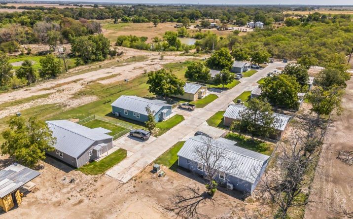 Pictures of Mixed Use, Multifamily, Special Purpose property located at 3590 Co Rd 4713, LaCoste, TX 78039 for sales - image #1