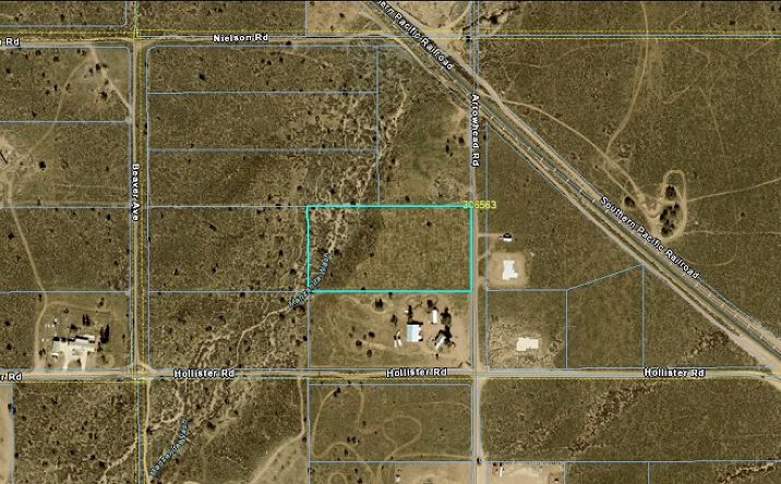 Pictures of Land property located at 9176 Arrowhead Rd, Phelan, CA 92371 for sales - image #1