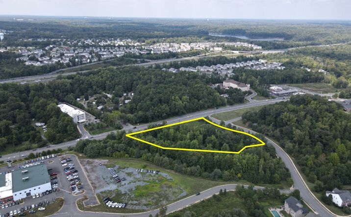 Pictures of Land property located at 195 Coachman Cir, Stafford, VA 22554 for sales - image #1