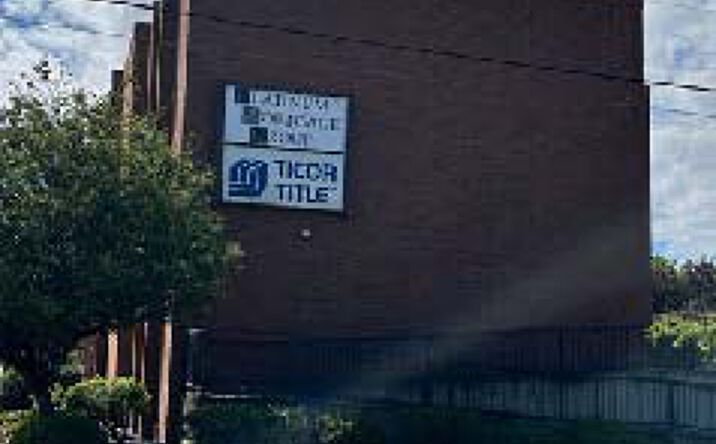 Pictures of Office property located at 220 6th Ave SW, Albany, OR 97321 for sales - image #1