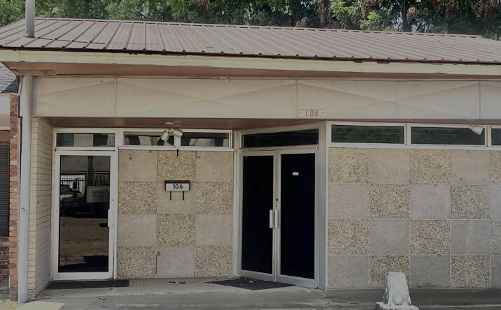 Pictures of Office, Land property located at 106 COURTHOUSE SQUARE, Rayville, LA 71269 for sales - image #1