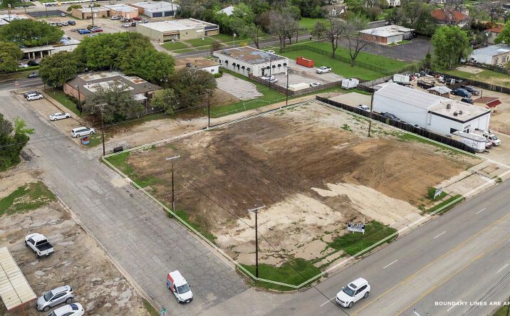 Pictures of Land property located at 2215 Franklin Avenue, Waco, TX 76701 for sales - image #1
