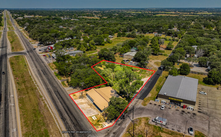 Pictures of Retail, Office, Special Purpose property located at 4397 E Hwy 199, Springtown, TX 76082 for sales - image #1