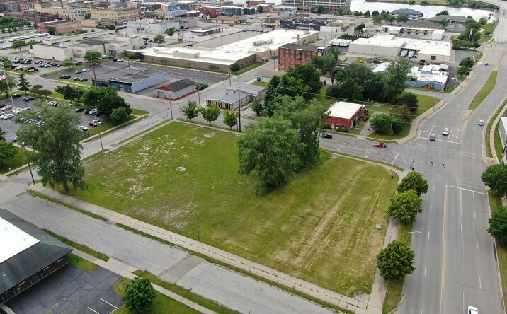 Pictures of Land property located at 1310 N Madison Ave, Bay City, MI 48708 for sales - image #1