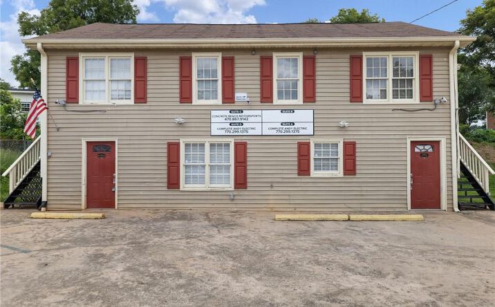 Pictures of Office property located at 245 W Moreno Street, Buford, GA 30518 for sales - image #1