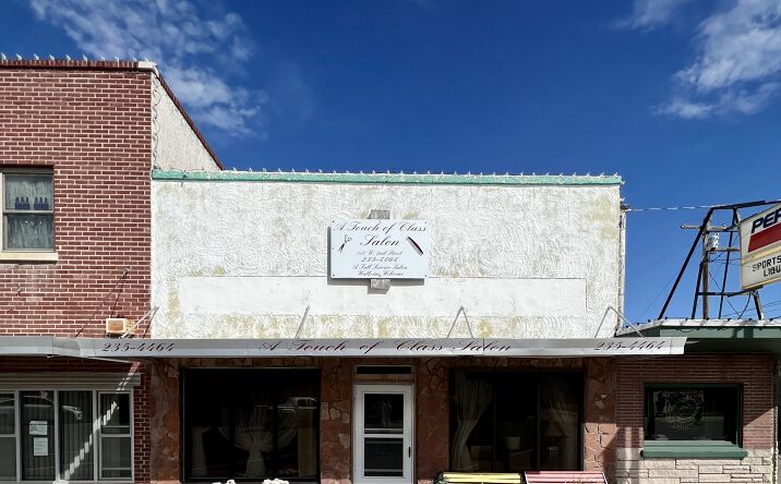 Pictures of Mixed Use, Office, Retail property located at 113 W 2nd St, Kimball, NE 69145 for sales - image #1