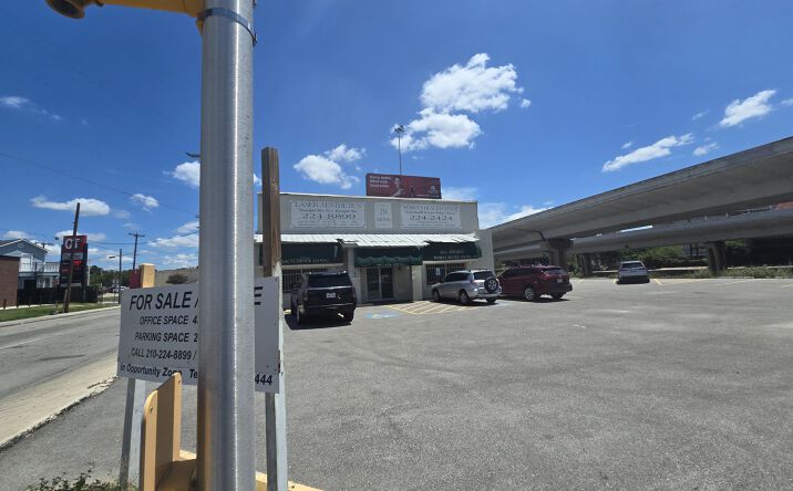 Pictures of Office property located at 234 San Pedro Ave, San Antonio, TX 78205 for sales - image #1