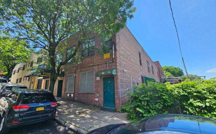 550 E 239th St, The Bronx, NY 10470 | Crexi.com