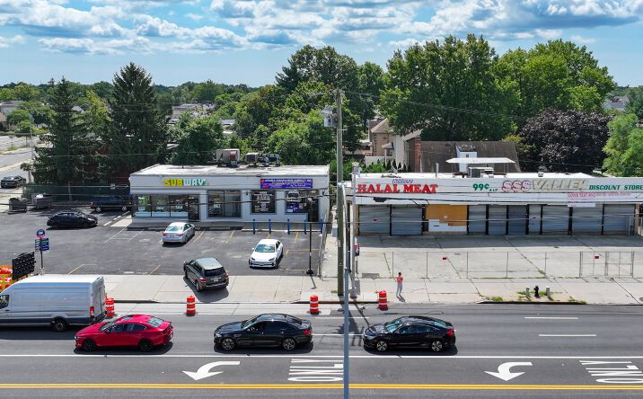 image of property at 253-06 & 253-10 HILLSIDE AVE Bellerose NY 11426