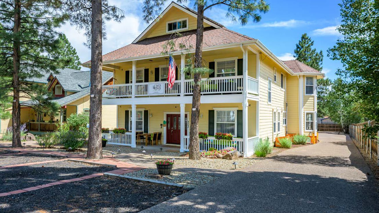 303 W Juniper Ave, Flagstaff, AZ 86001