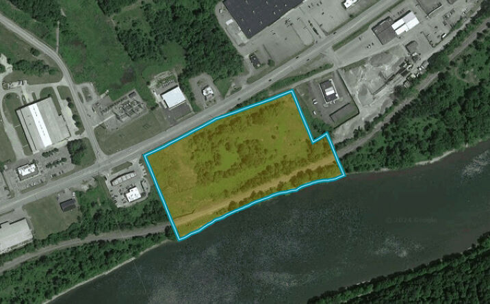 Pictures of Land property located at 592 Allegheny Blvd, Franklin, PA 16323 for sales - image #1